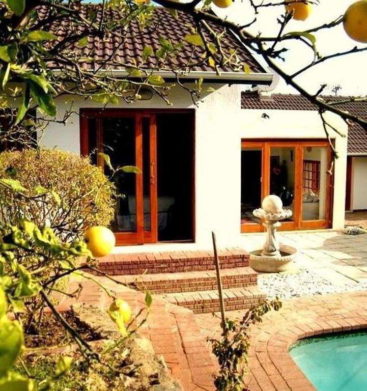 Mizizi House of Sandton B&B Johannesburg Exterior foto